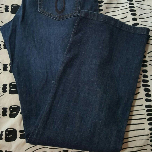 Calvin Klein Size 12 Boot Cut - Picture 4 of 6